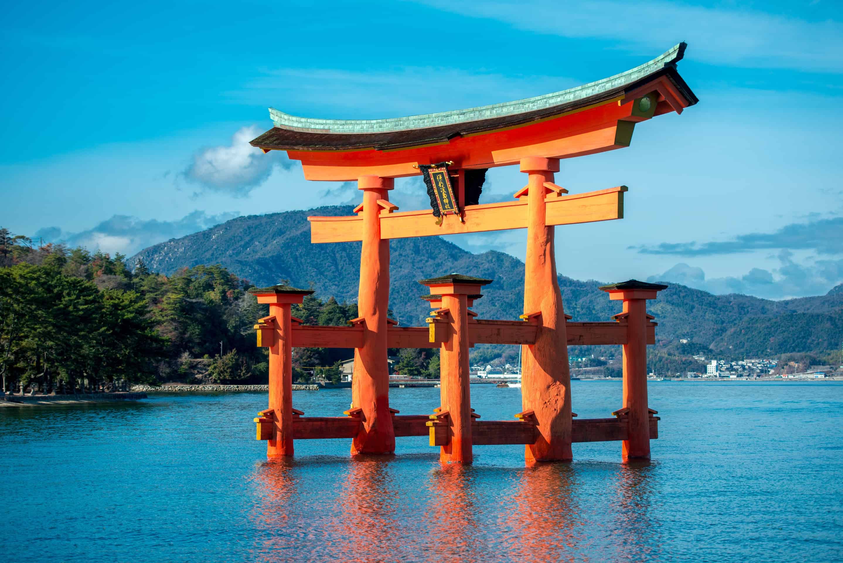 The floating torii gate of Itsukushima.